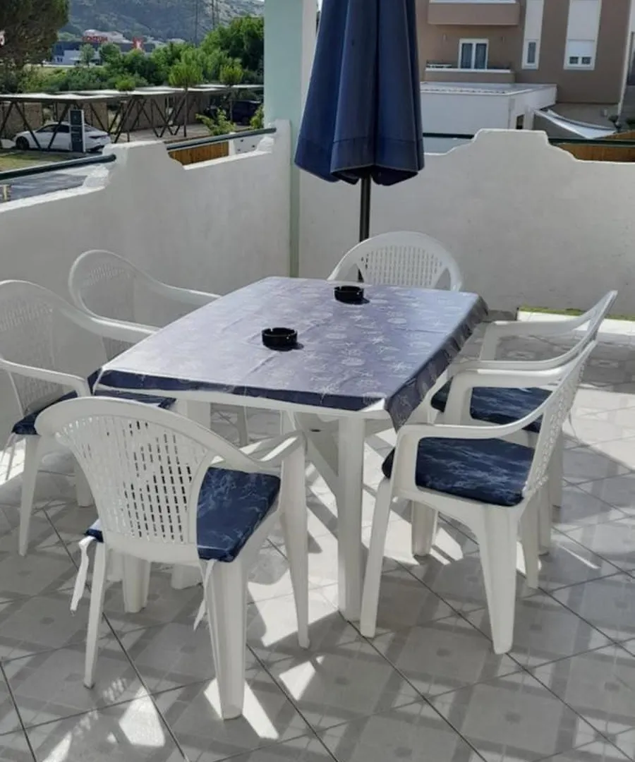 Apartman M&M Lopar 0*,
